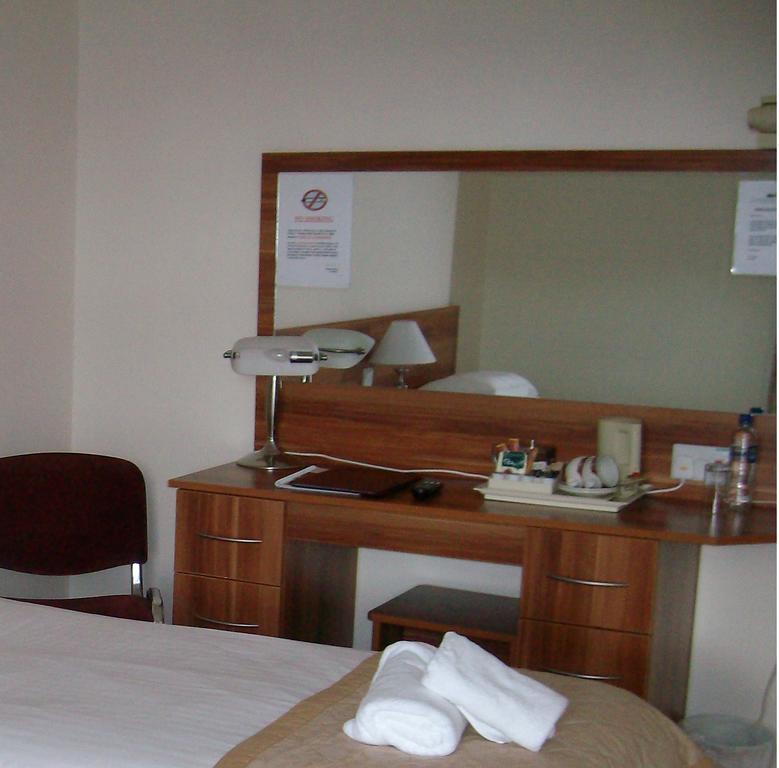 The Lauderdale Hotel Ruang foto